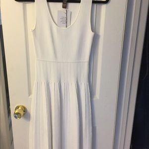 Issa Heavy Knit Sleeveless Dress in XS with tags